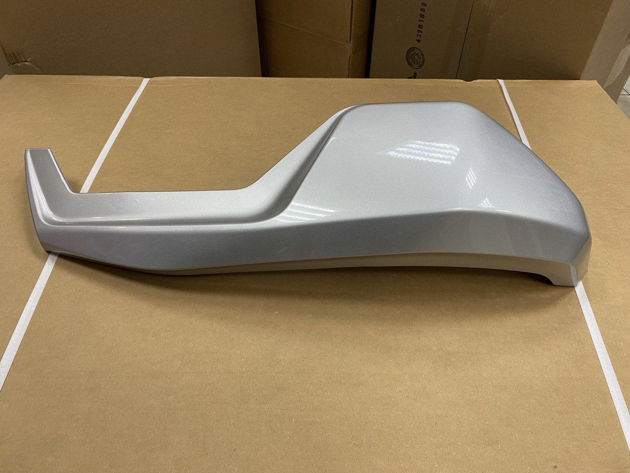 Крыло заднее правое (Hyper Silver) для BRP Can-am Outlander G3 1000 XMR 705018807