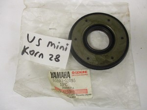 Сальник коленвала задний со стороны вариатора Yamaha VK 540  II III IV V 88+ 93103-32095-00