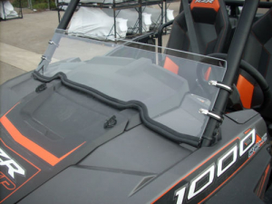 Стекло лобовое 1 2 Polaris RZR 1000 Kemimoto FTVWS007