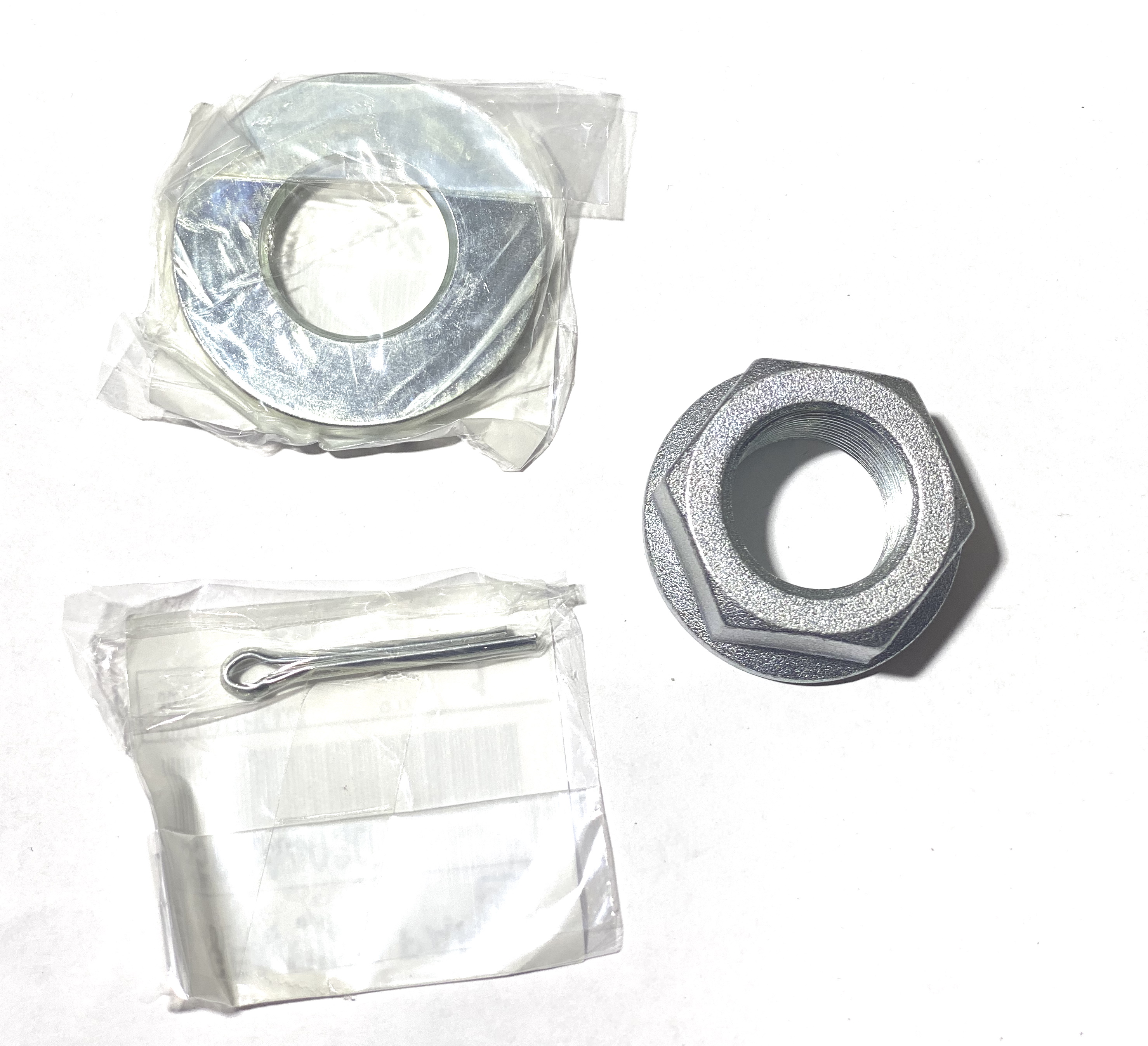 Гайка ступичная (задняя правая) квадроцикла Kawasaki KRX-1000 Teryx 99999-0727