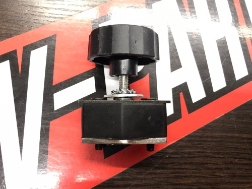 Неоригинальный комплект крепления LinQ (4 шт.) GKA для BRP GKA-LINQ