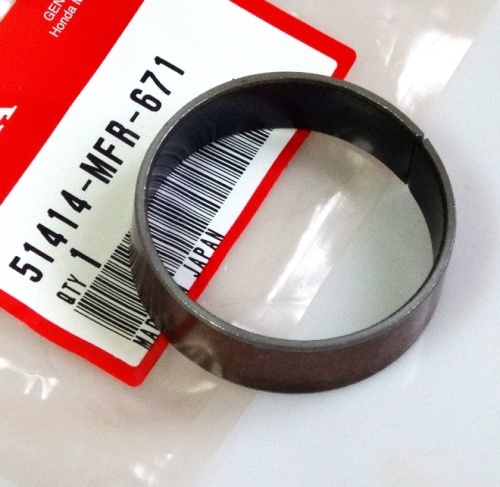 Направляющая пера вилки мотоцикла Honda GL 1800 VT 1300 CRF 1100 51414-MFR-671