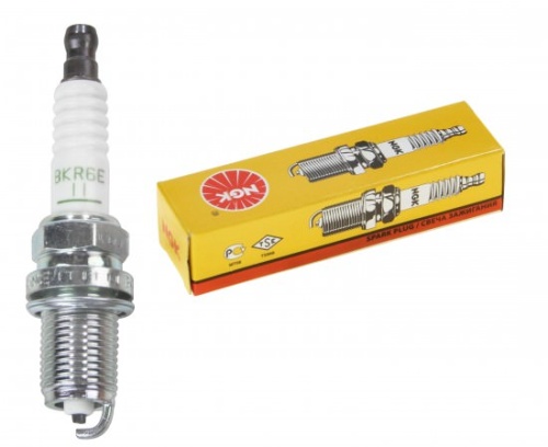 Свеча зажигания для квадроцикла Polaris  NGK BKR6E 3070172