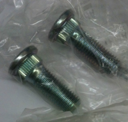 Шпилька колеса оригинальная для квадроциклов Yamaha 90114-10010-00 90114-10014-00