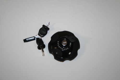 Крышка бензобака для квадроцикла Can-Am BRP Outlander G1, G2 с замком 860200387, 709000267