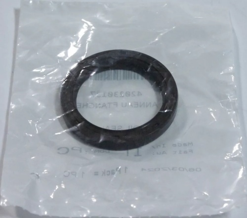 Сальник трансмиссии Can Am BRP Maverick X3\Defender 420230137